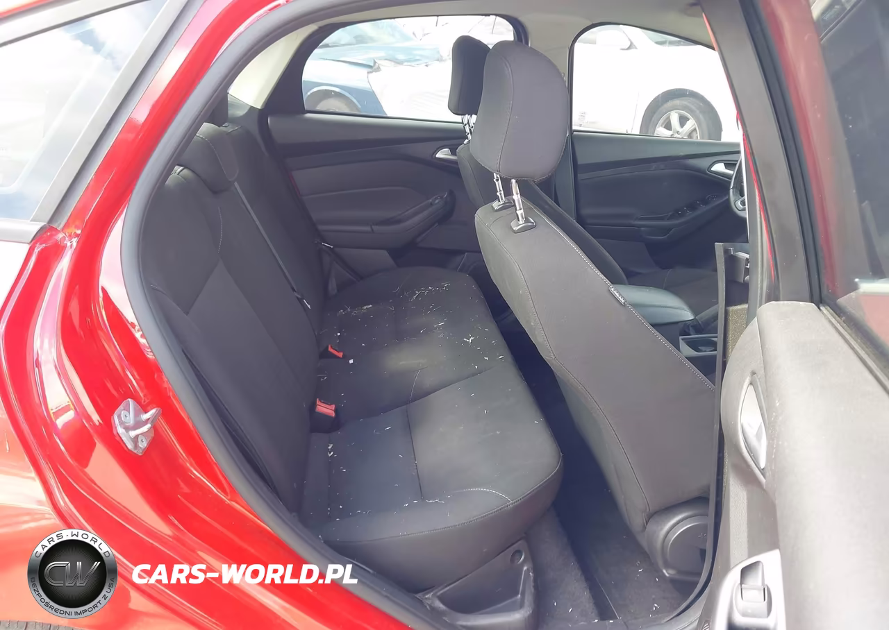 2015 Ford Focus Se VIN:1FADP3F25FL248054 - 8