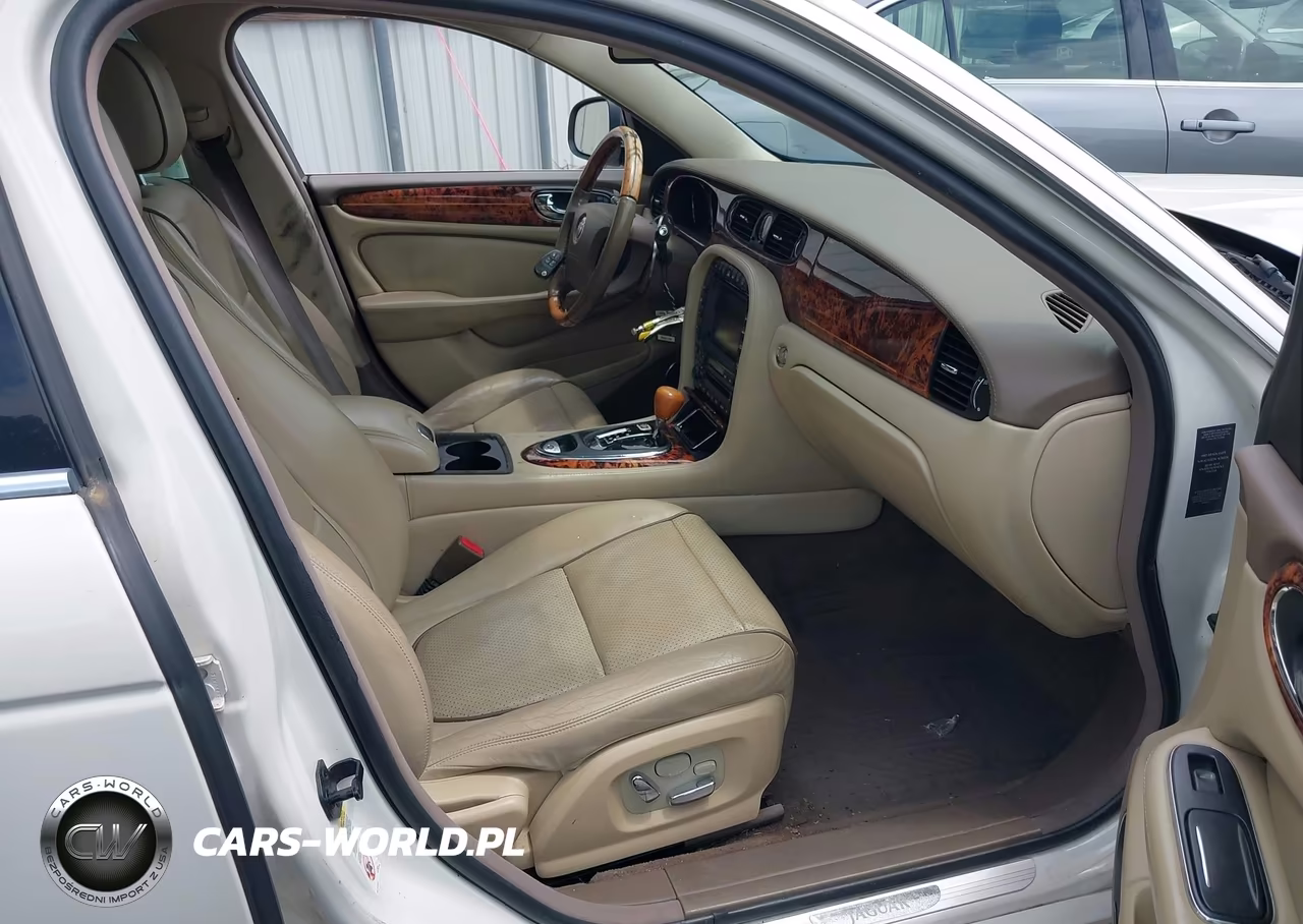 2008 Jaguar Xj Vanden Plas VIN:SAJWA82B48SH28560 - 5