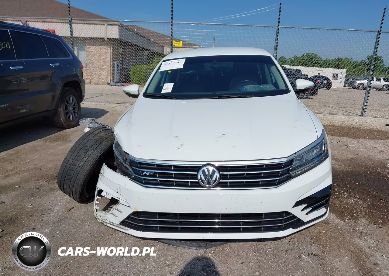 2018 Volkswagen Passat VIN:1VWAA7A31JC018328 - 12