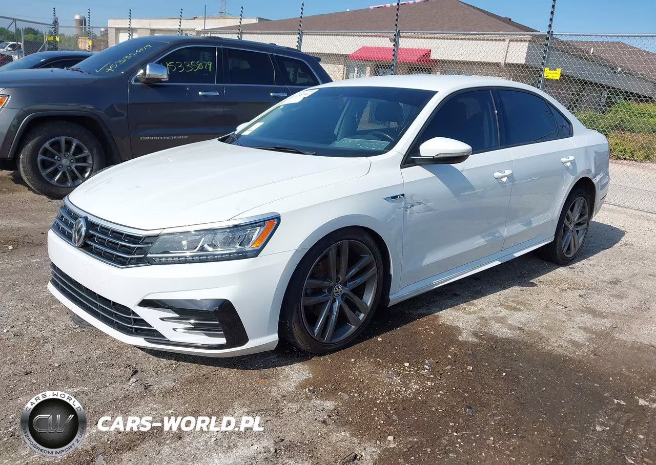 2018 Volkswagen Passat VIN:1VWAA7A31JC018328 - 2