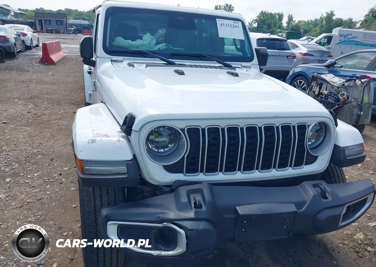 2025 Jeep Wrangler 4-Door Sahara 4X4 VIN:1C4PJXEN6SW598345 - 6