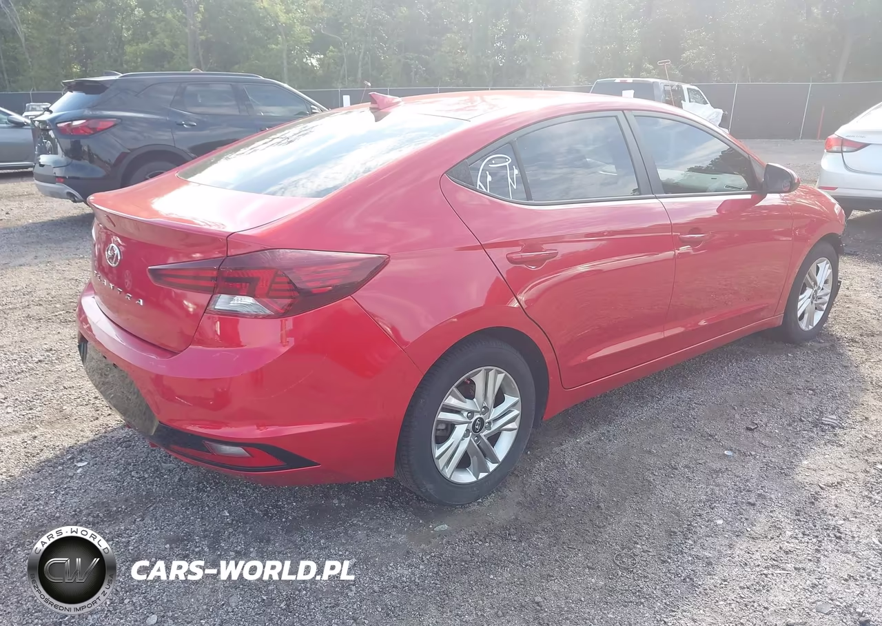2020 Hyundai Elantra Sel VIN:5NPD84LF0LH629217 - 4