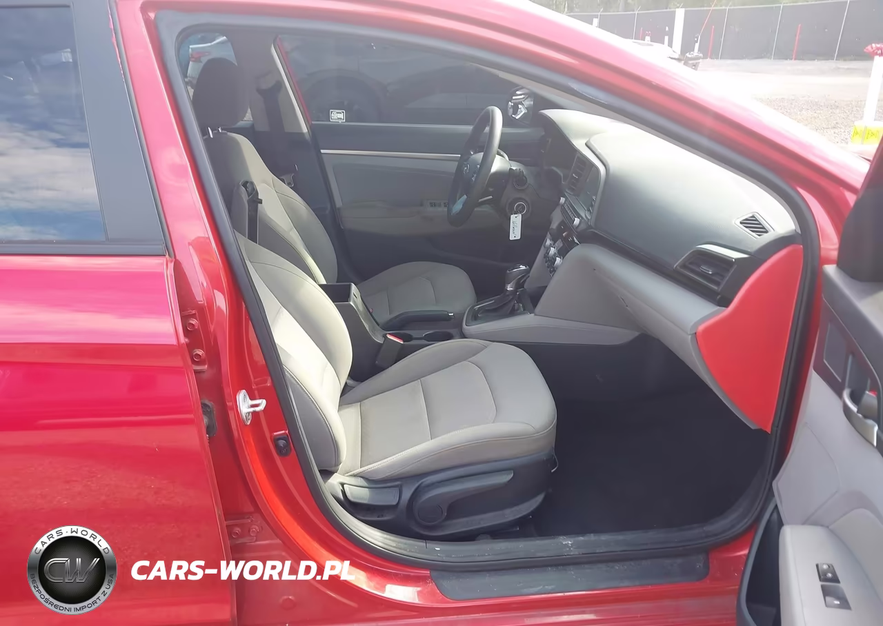 2020 Hyundai Elantra Sel VIN:5NPD84LF0LH629217 - 5
