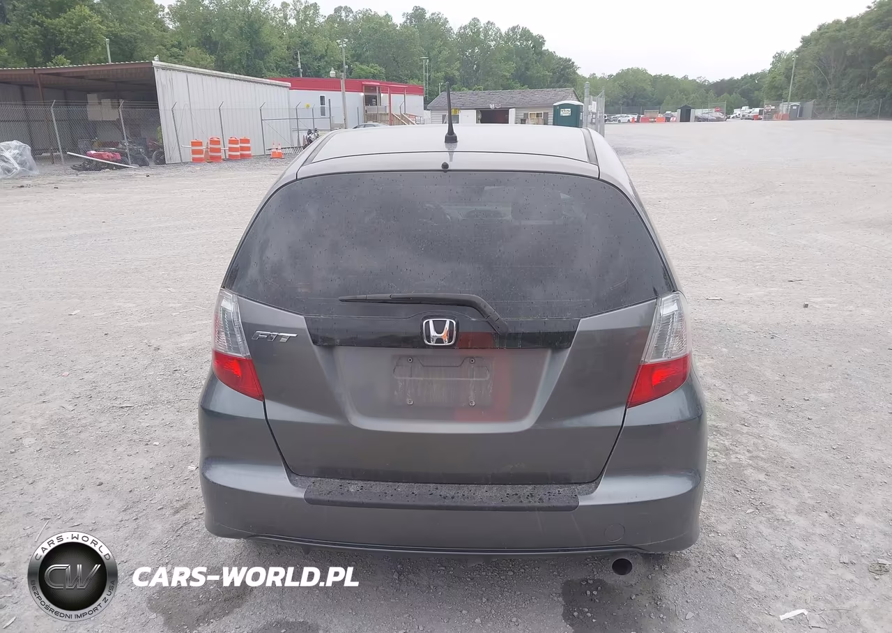 2013 Honda Fit VIN:JHMGE8G35DC048739 - 17