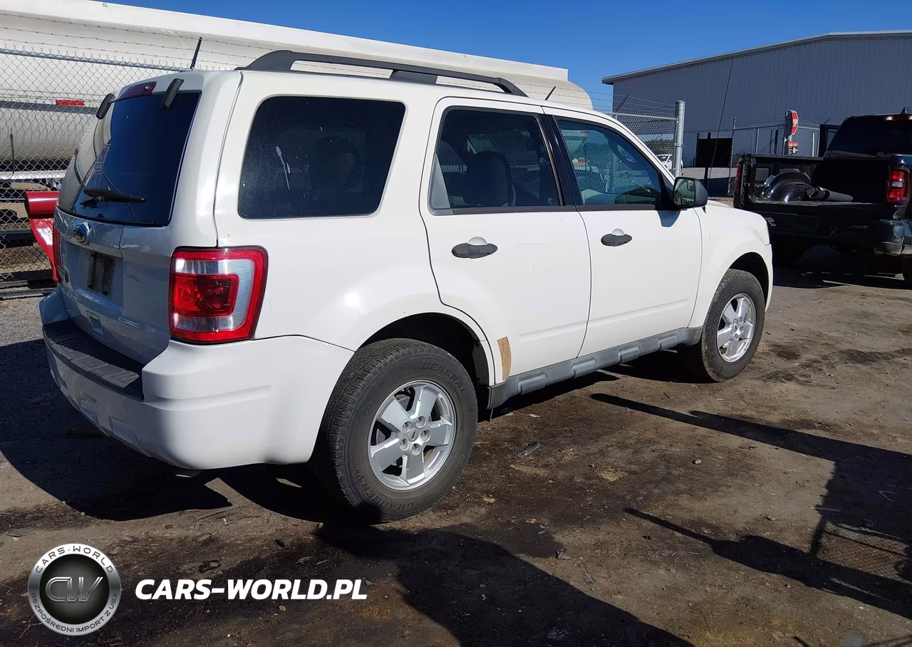 2012 Ford Escape Xlt VIN:1FMCU9D76CKB68520 - 4