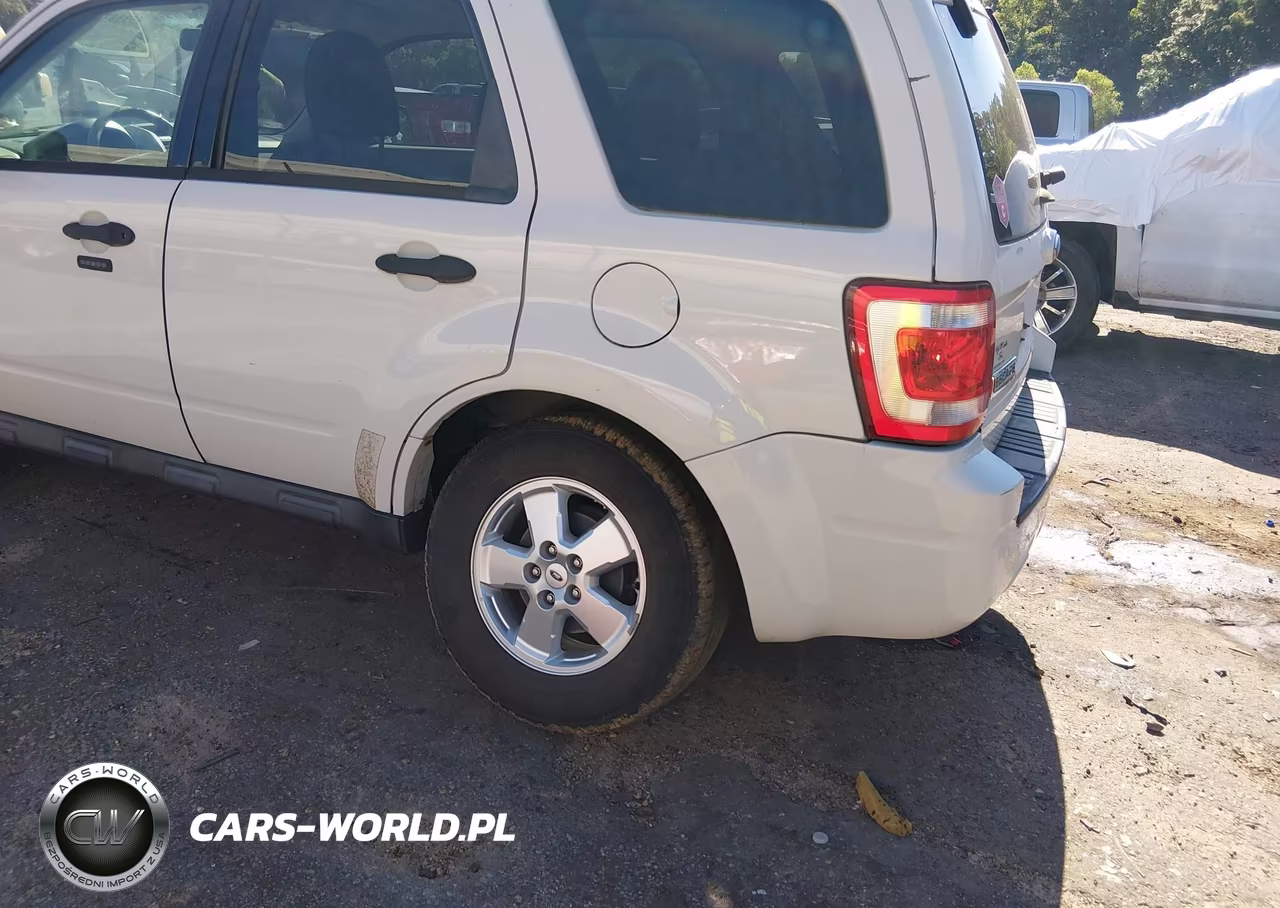 2012 Ford Escape Xlt VIN:1FMCU9D76CKB68520 - 6