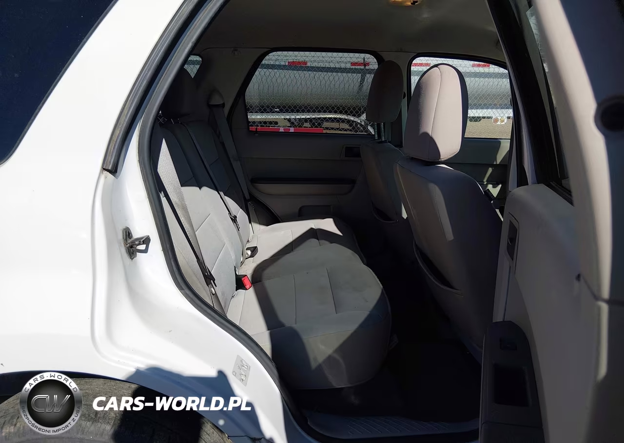 2012 Ford Escape Xlt VIN:1FMCU9D76CKB68520 - 8