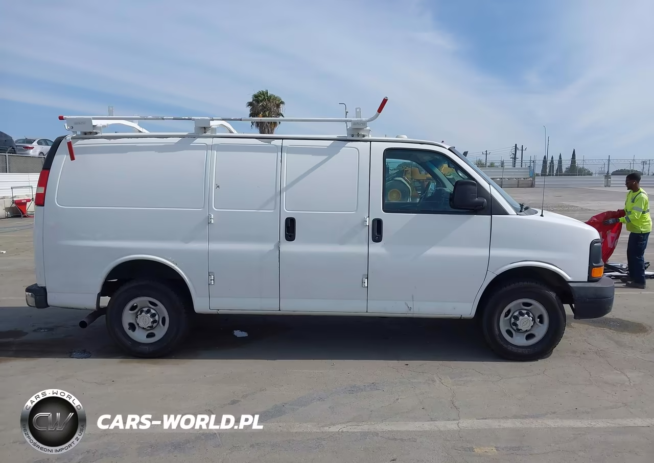 2013 Chevrolet Express 2500 Work Van VIN:1GCWGFCA1D1132729 - 13