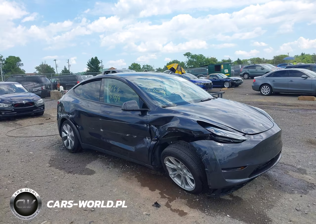 2024 Tesla Model Y Long Range Single Motor Rear-Wheel Drive-Rwd – zdjęcie 1 z 17