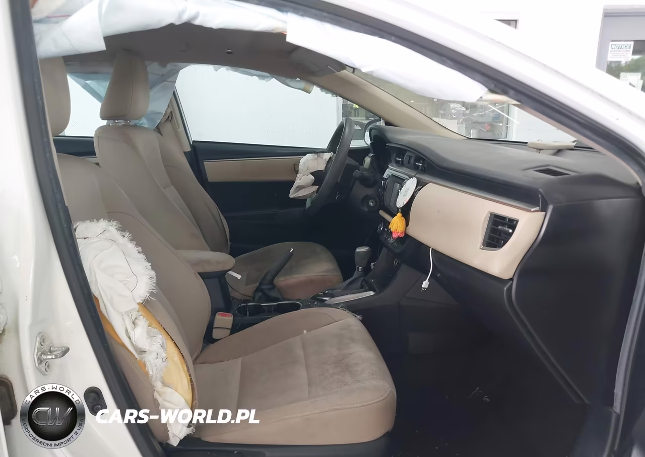 2015 Toyota Corolla Le VIN:2T1BURHE6FC276067 - 5