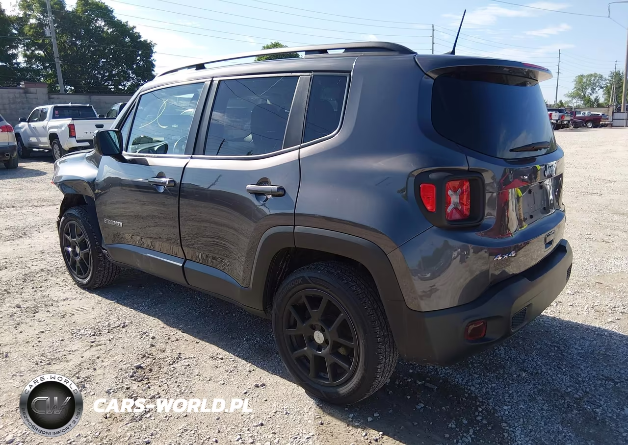 2020 Jeep Renegade Latitude 4X4 VIN:ZACNJBBB7LPL27133 - 3