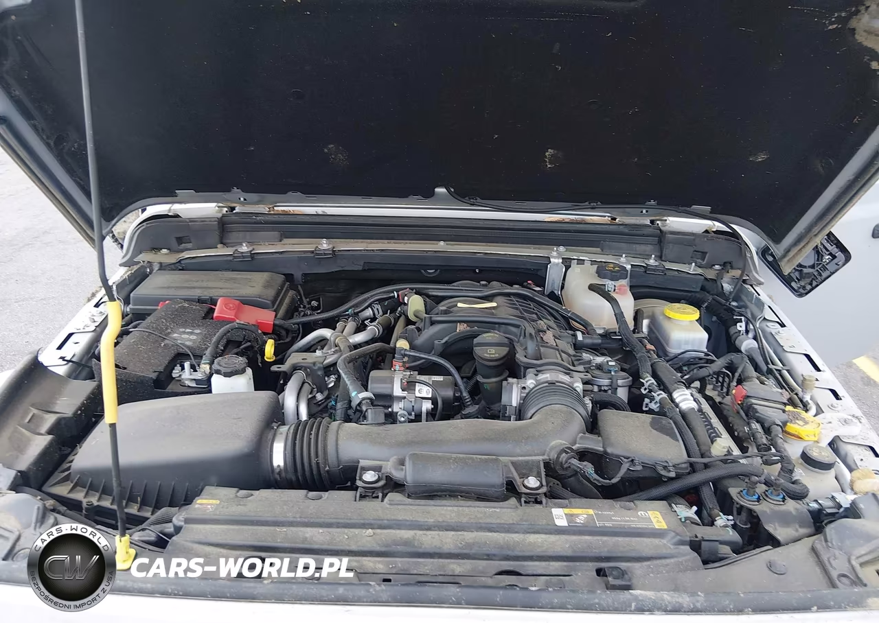 2023 Jeep Wrangler 4-Door Sahara 4X4 VIN:1C4HJXEG2PW571169 - 10
