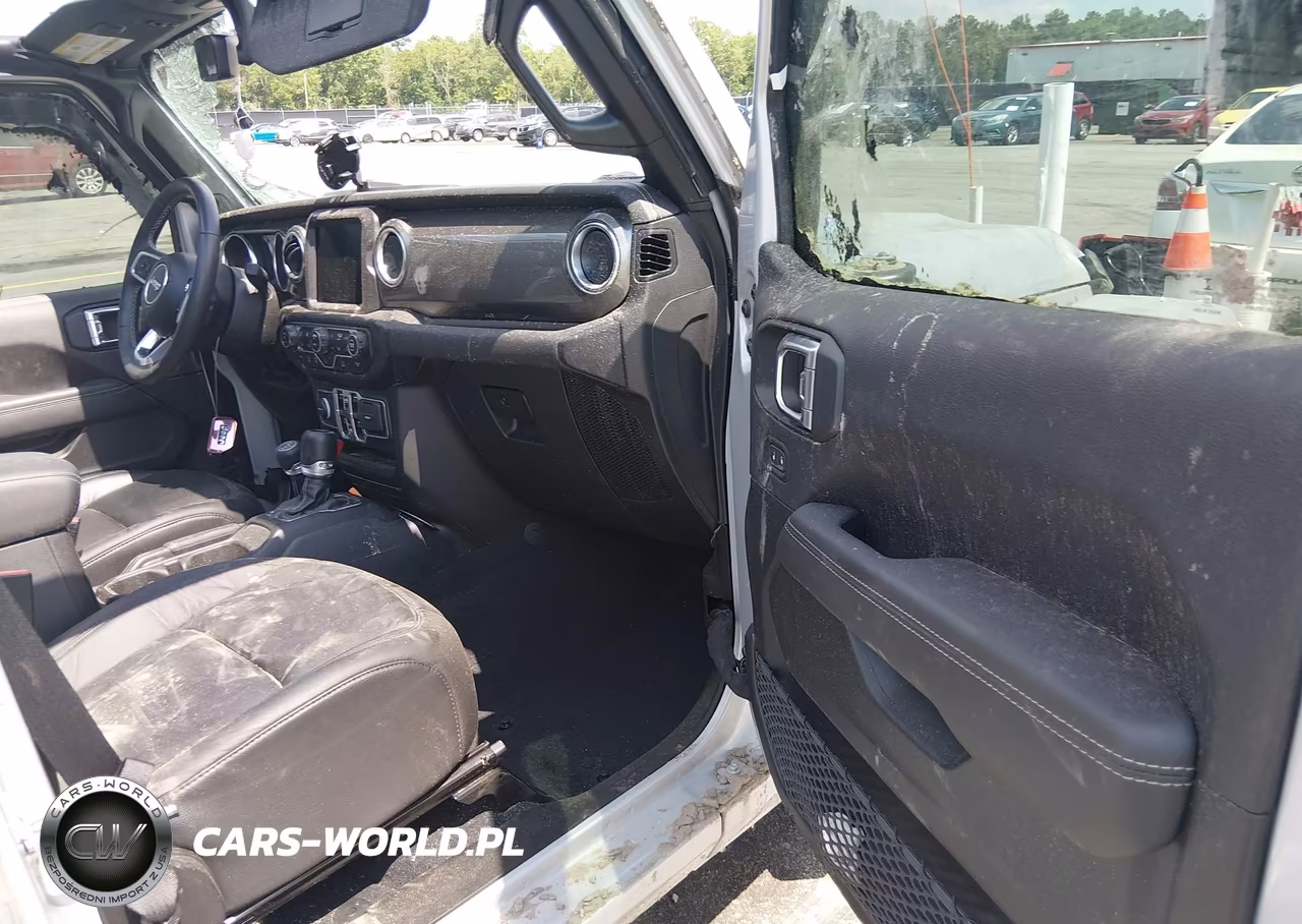 2023 Jeep Wrangler 4-Door Sahara 4X4 VIN:1C4HJXEG2PW571169 - 5