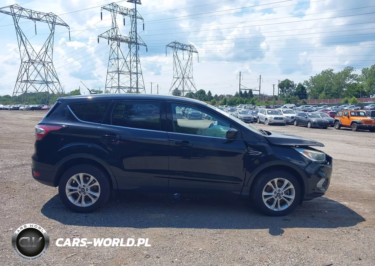 2017 Ford Escape Se VIN:1FMCU9G97HUE00230 - 13