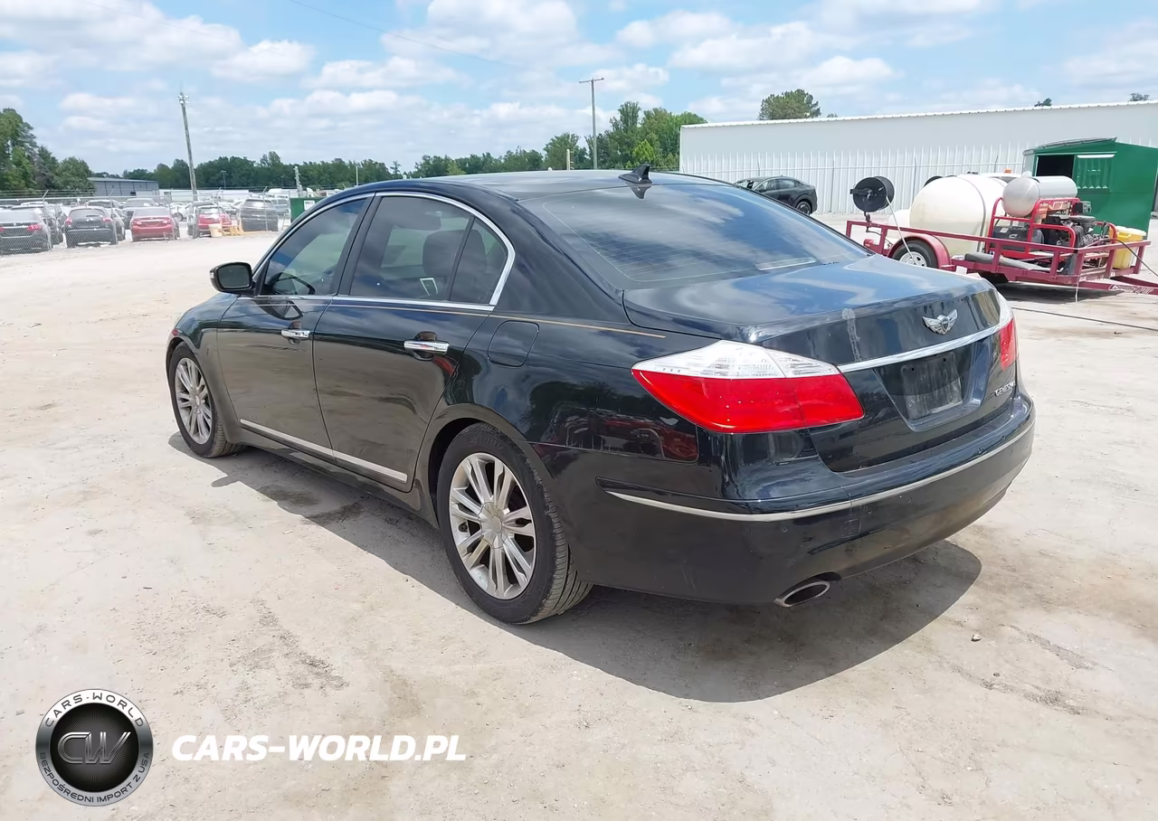 2011 Hyundai Genesis 4.6 VIN:KMHGC4DF2BU140926 - 3