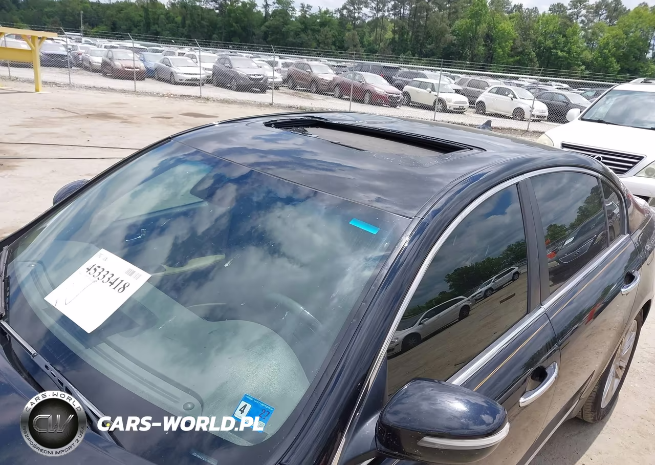 2011 Hyundai Genesis 4.6 VIN:KMHGC4DF2BU140926 - 6