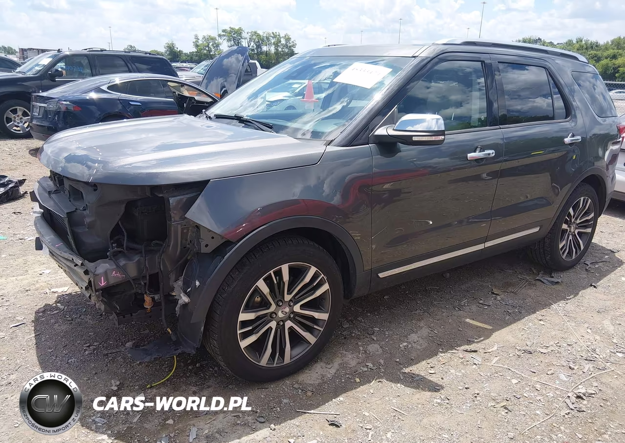2016 Ford Explorer Platinum VIN:1FM5K8HT7GGB30884 - 2