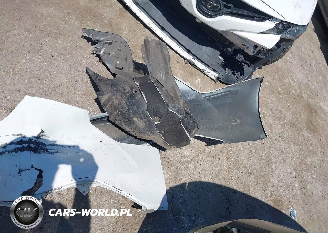 2020 Toyota Camry Le VIN:4T1C11AK3LU346326 - 12