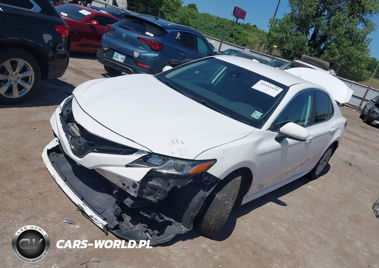 2020 Toyota Camry Le VIN:4T1C11AK3LU346326 - 2