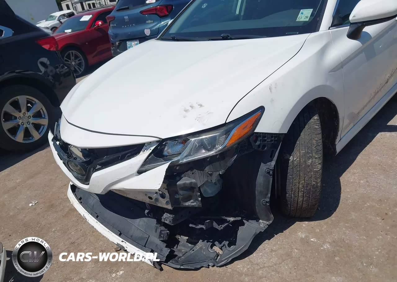 2020 Toyota Camry Le VIN:4T1C11AK3LU346326 - 6