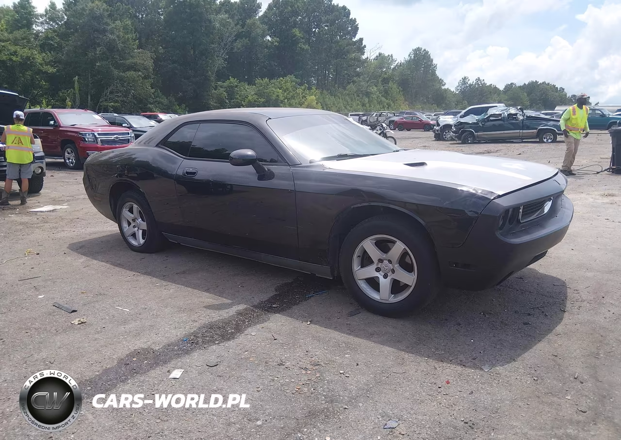 2010 Dodge Challenger Se