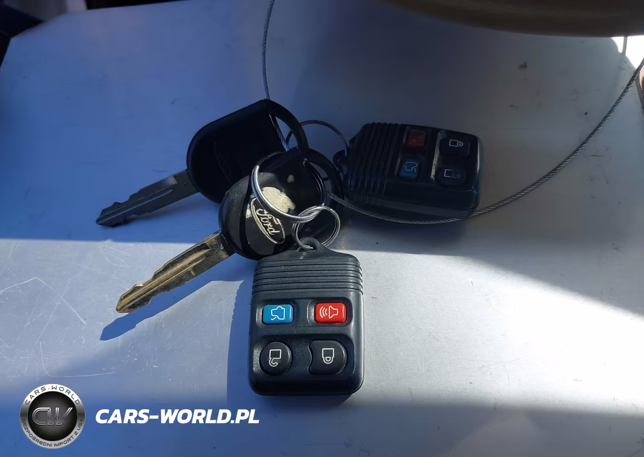 2007 Ford Explorer Eddie Bauer VIN:1FMEU74E57UB36194 - 11