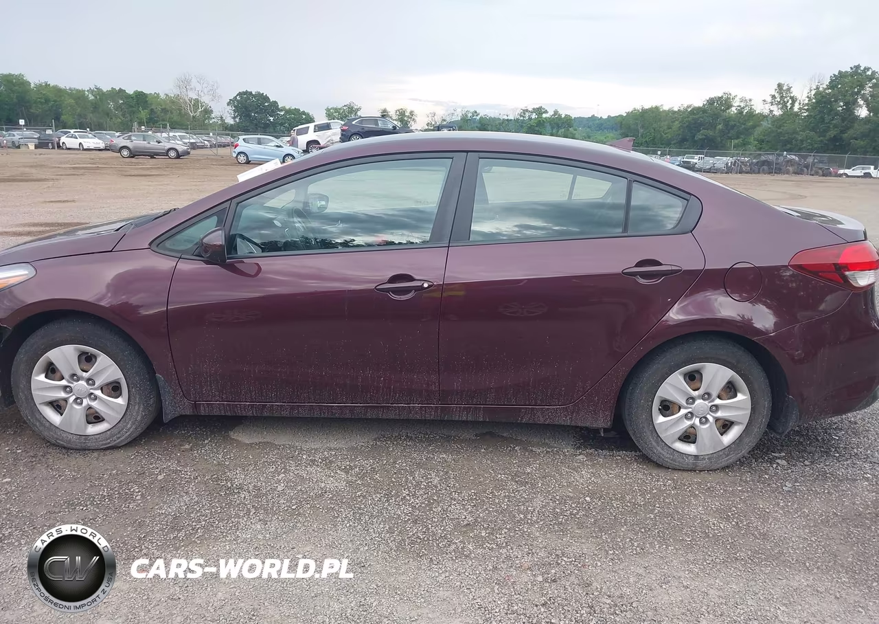 2017 Kia Forte Lx VIN:3KPFK4A76HE038472 - 15