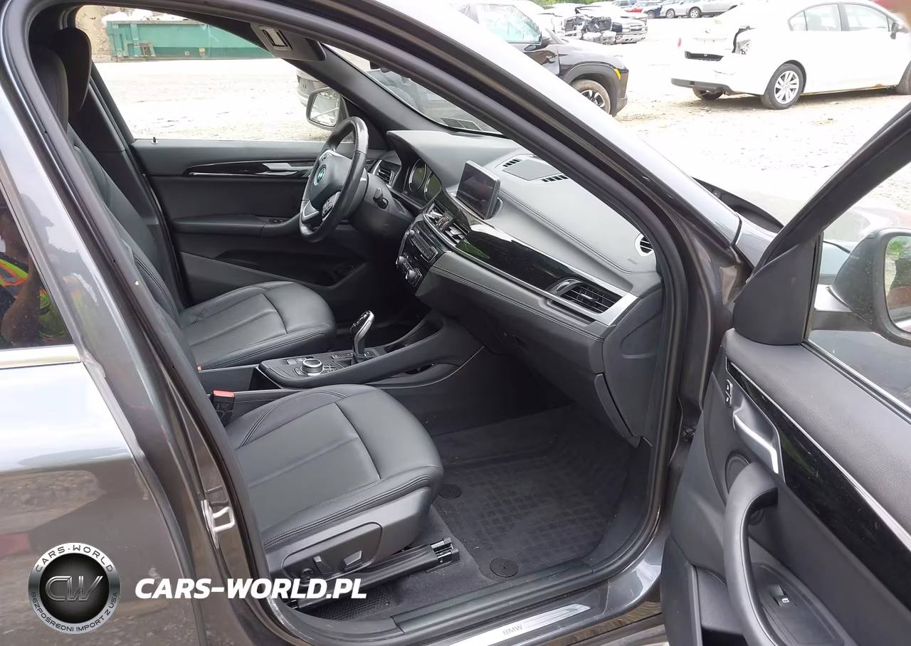 2021 BMW X1 xDrive28I VIN:WBXJG9C08M5T87148 - 5