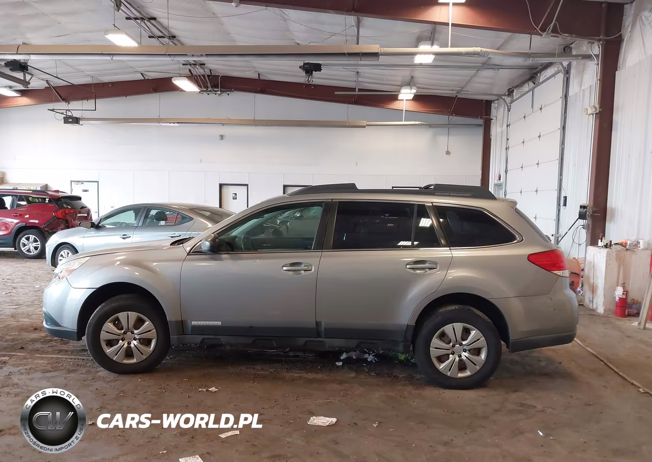 2010 Subaru Outback 2.5I VIN:4S4BRCAC8A3330912 - 14