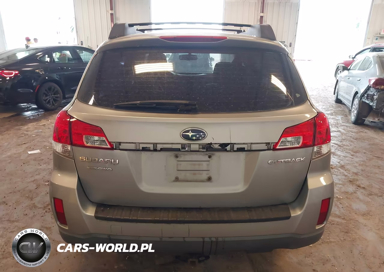 2010 Subaru Outback 2.5I VIN:4S4BRCAC8A3330912 - 16
