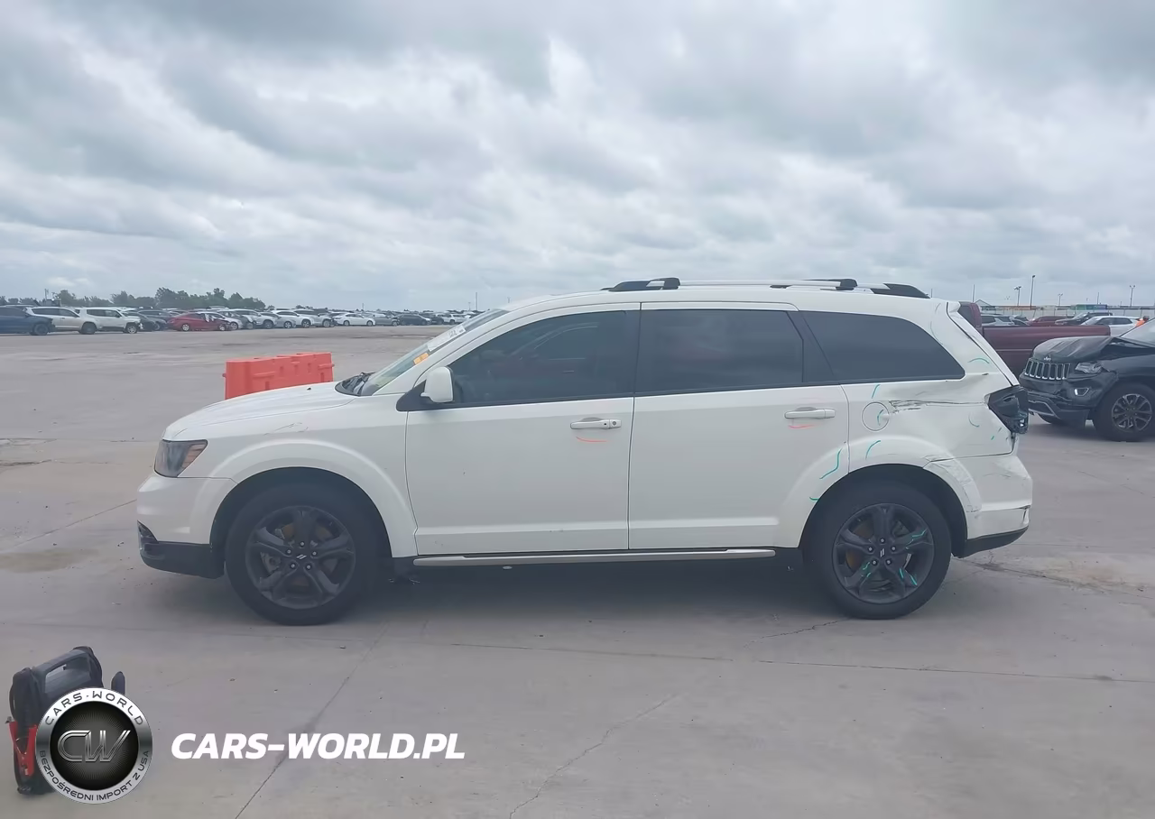 2020 Dodge Journey Crossroad VIN:3C4PDCGB8LT201034 - 14
