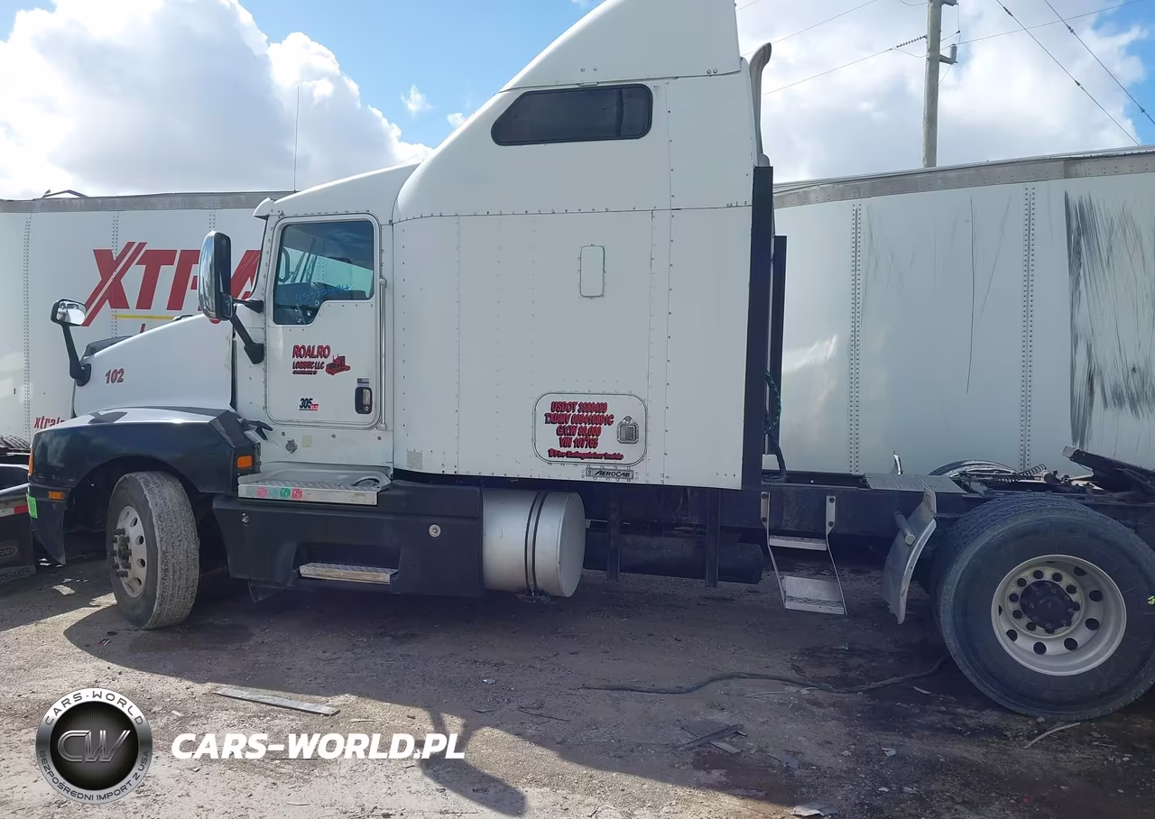 2006 Kenworth Construction T600 VIN:1XKADB9X36J107765 - 16