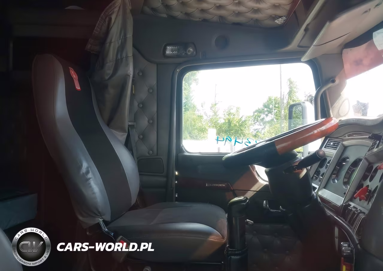 2006 Kenworth Construction T600 VIN:1XKADB9X36J107765 - 7