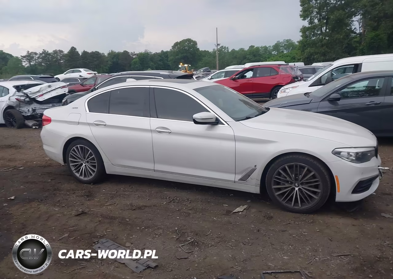 2018 BMW 530E xDrive Iperformance VIN:WBAJB1C52JB084062 - 13