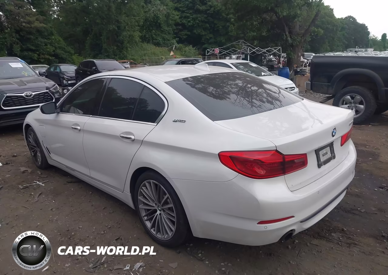 2018 BMW 530E xDrive Iperformance VIN:WBAJB1C52JB084062 - 14