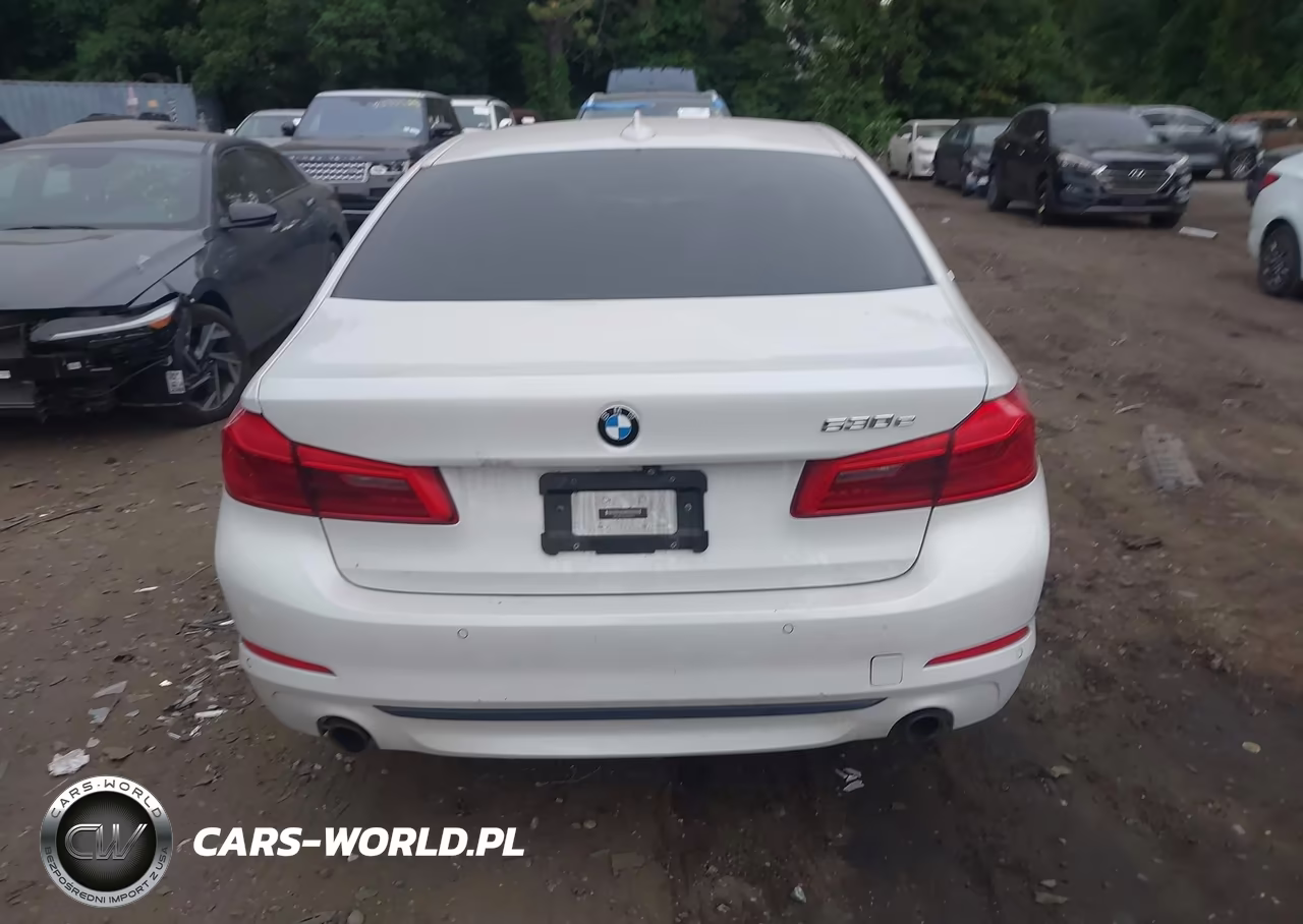 2018 BMW 530E xDrive Iperformance VIN:WBAJB1C52JB084062 - 16