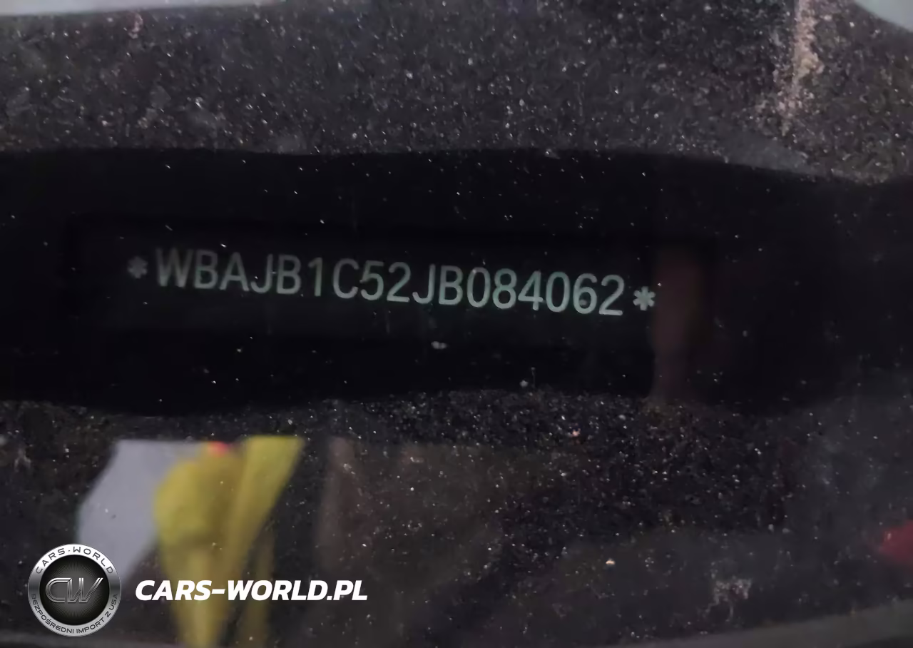 2018 BMW 530E xDrive Iperformance VIN:WBAJB1C52JB084062 - 17