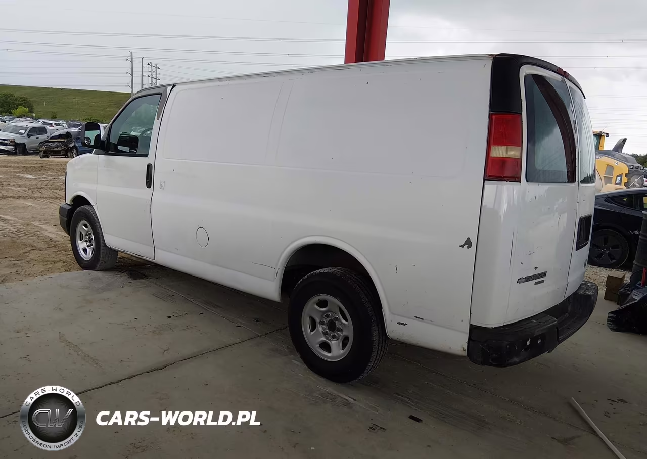 2006 Chevrolet Express Work Van VIN:1GCFG15X061272715 - 3