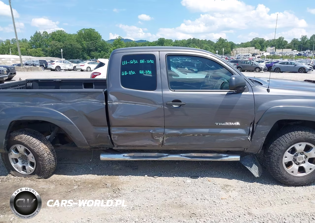 2012 Toyota Tacoma VIN:5TFUX4EN6CX011119 - 13