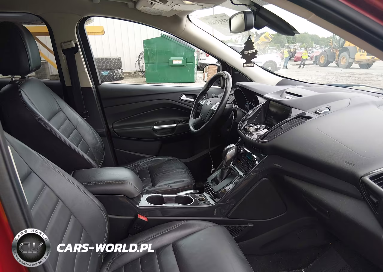 2015 Ford Escape Titanium VIN:1FMCU9J91FUC00353 - 5