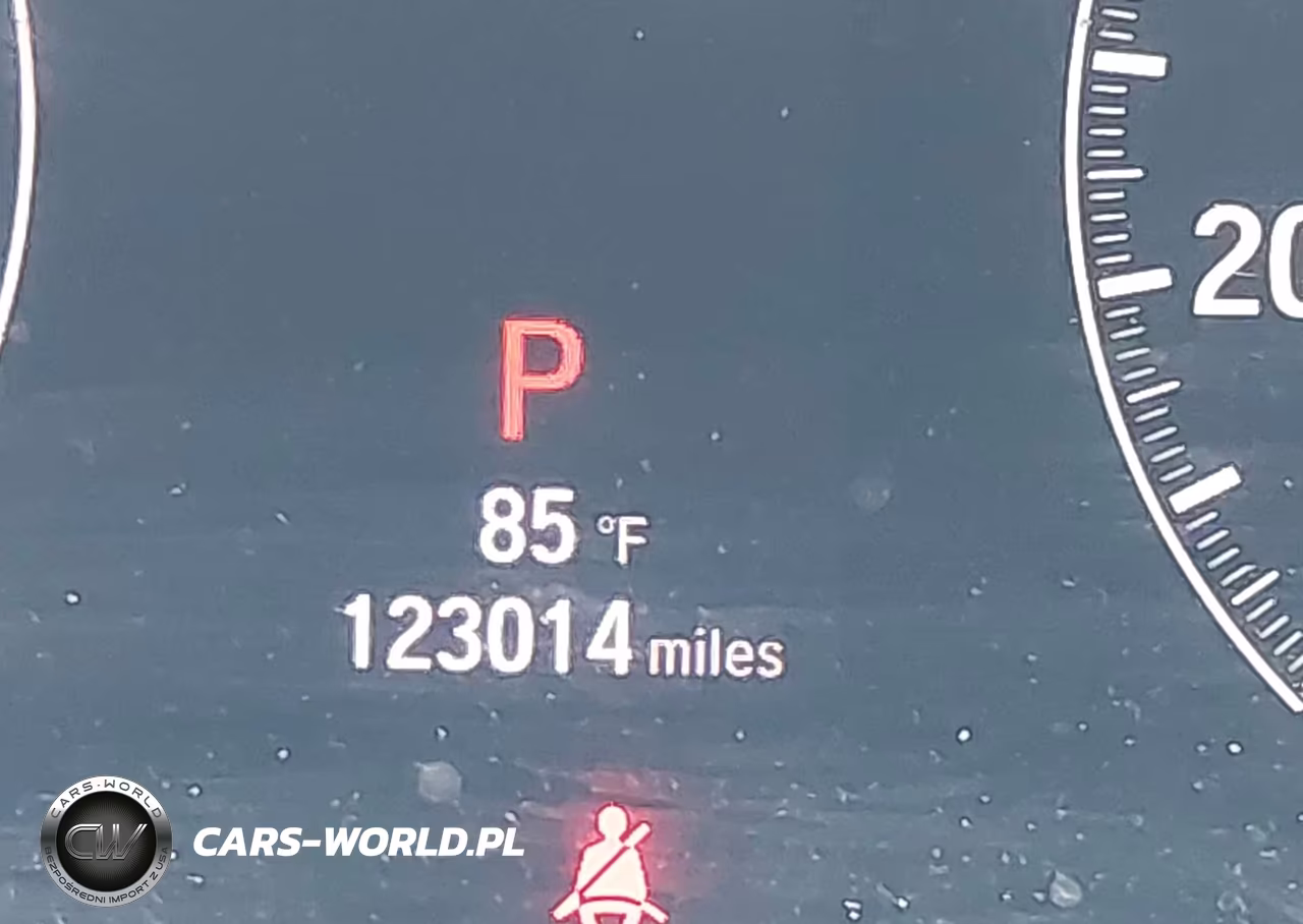 2018 Honda Accord Sport VIN:1HGCV1F30JA066826 - 15