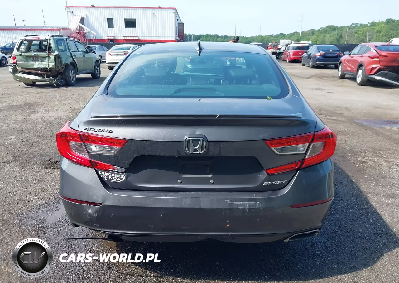 2018 Honda Accord Sport VIN:1HGCV1F30JA066826 - 16