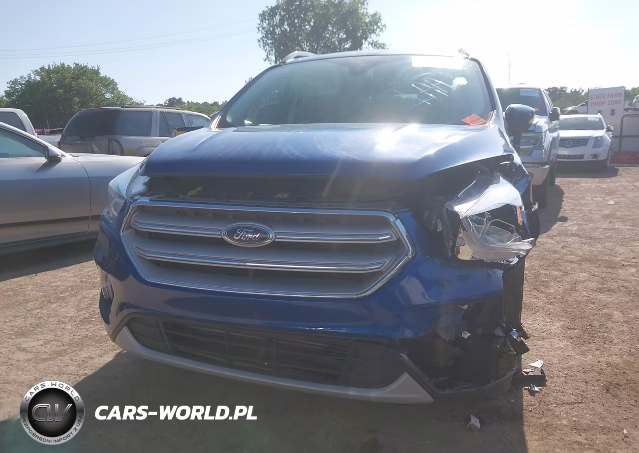 2018 Ford Escape Titanium VIN:1FMCU0J92JUC07610 - 12