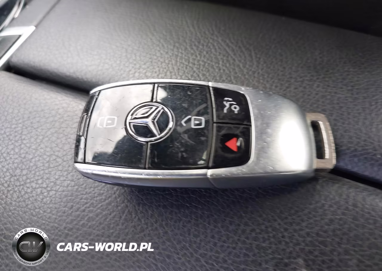2017 Mercedes-Benz E 300 VIN:WDDZF4JB0HA182663 - 11