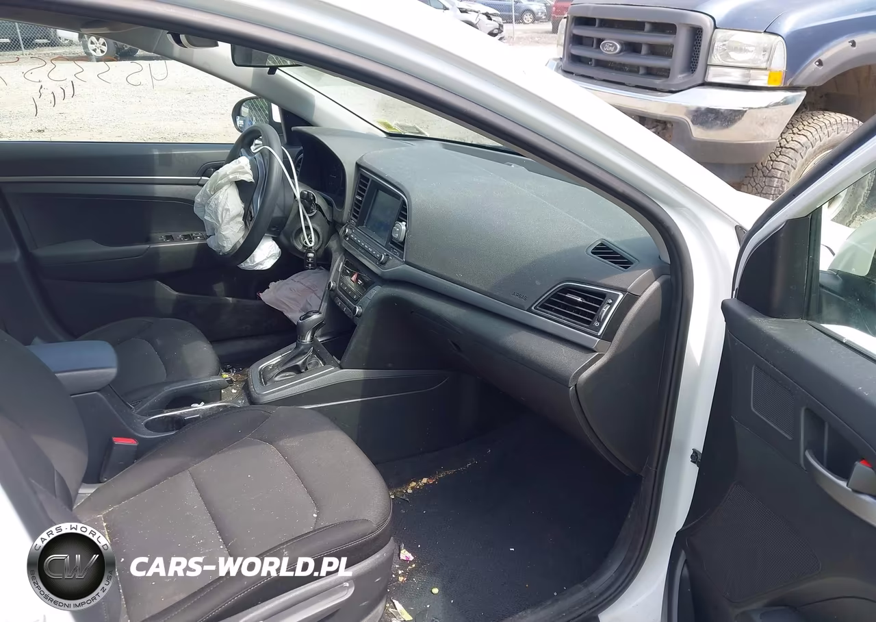 2018 Hyundai Elantra Se VIN:5NPD74LF0JH394530 - 5