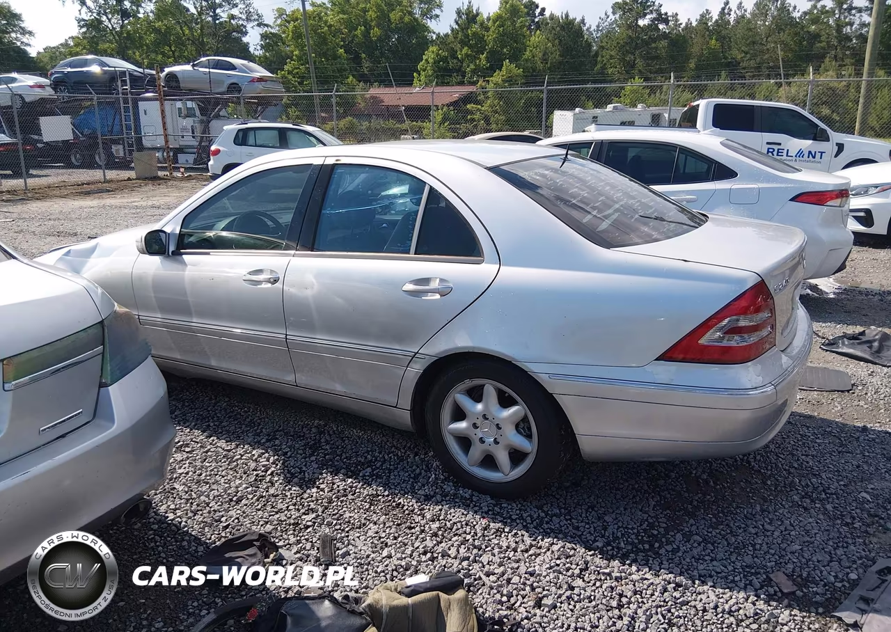 2002 Mercedes-Benz C 240 VIN:WDBRF61J82F164143 - 14