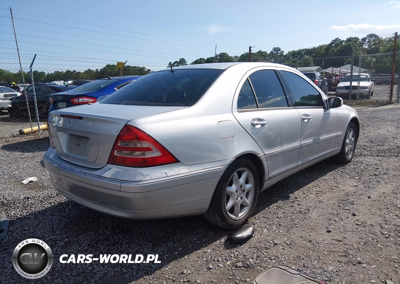 2002 Mercedes-Benz C 240 VIN:WDBRF61J82F164143 - 4