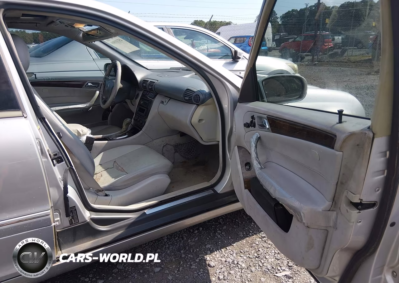 2002 Mercedes-Benz C 240 VIN:WDBRF61J82F164143 - 5
