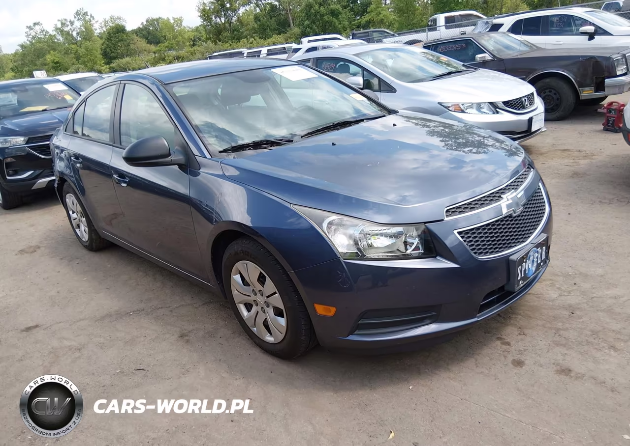 2014 Chevrolet Cruze Ls Auto – zdjęcie 1 z 16
