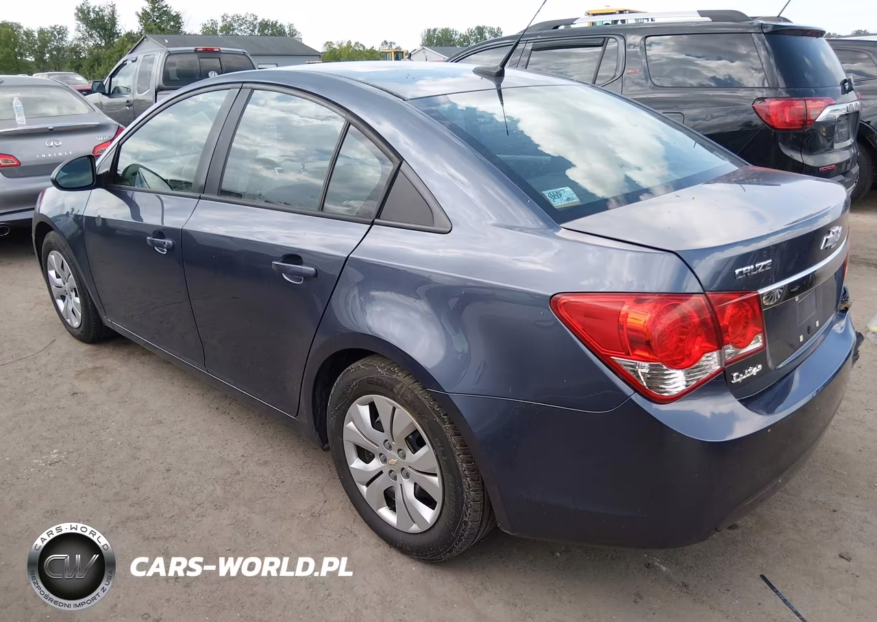 2014 Chevrolet Cruze Ls Auto VIN:1G1PA5SH3E7218520 - 3